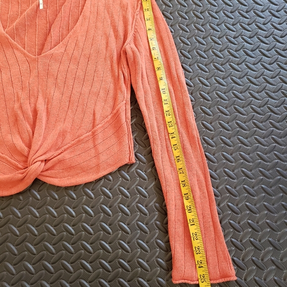 Free People Got Me Twisted V-neck Sweater Top Rusty Orange Size M - Picture 15 of 15